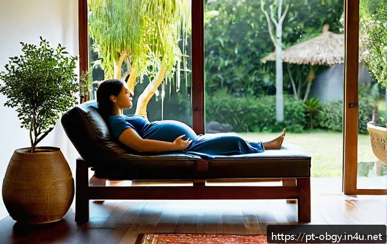 임신 중 자궁수축 증상과 관리법 - A serene and warm scene of a pregnant woman in her late second trimester sitting comfortably on a co...